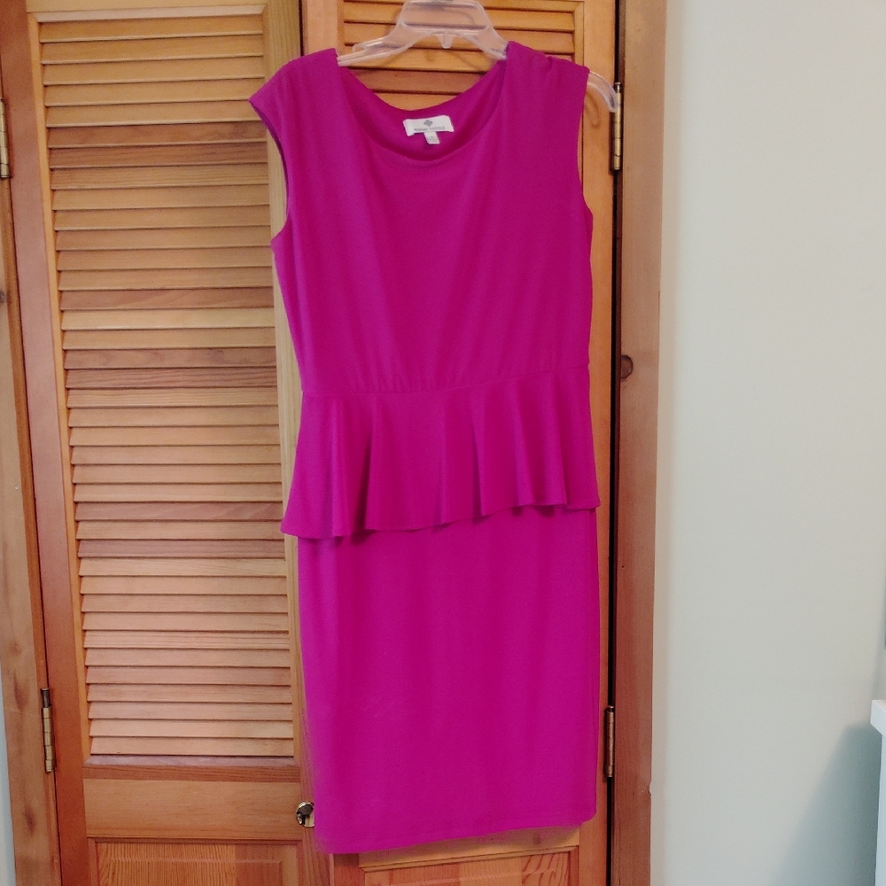 Pink Sleeveless Dress With Peplum